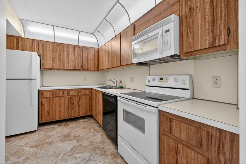 Turn this condo into your own coastal haven. This 2 bedroom / 2 - photo 19