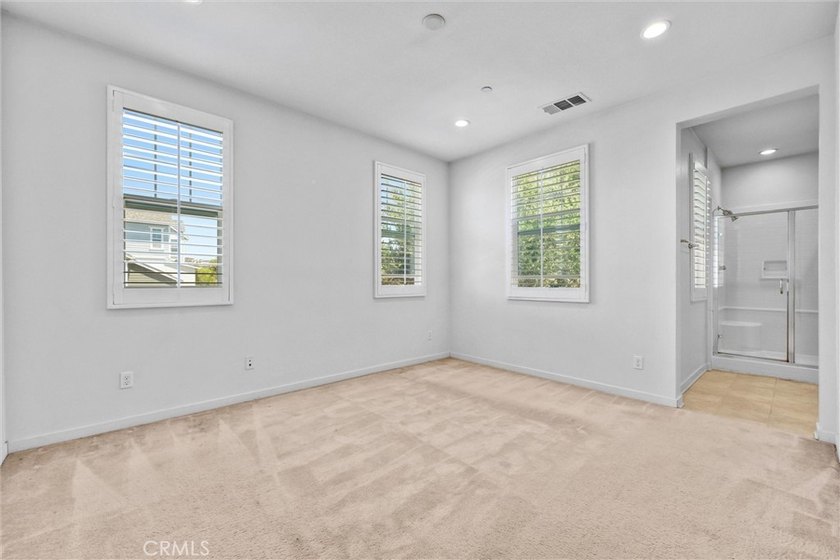 Welcome to 189 Patria, a beautifully appointed end-unit townhome - photo 20