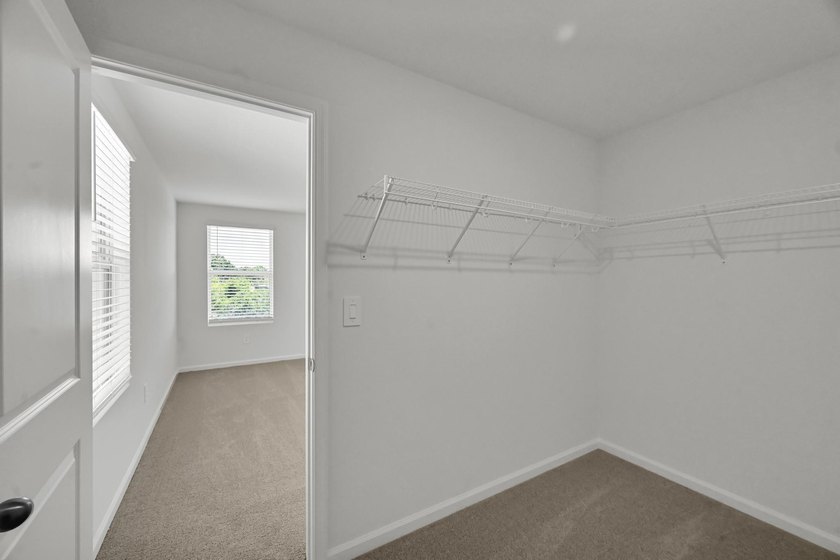 BRAND NEW Sandpiper Model! Move in today and enjoy quick closing - photo 25