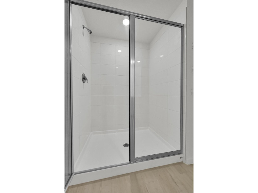 BRAND NEW Sandpiper Model! Move in today and enjoy quick closing - photo 27