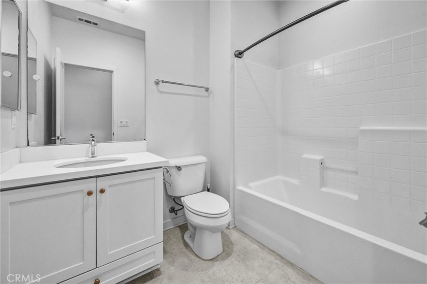 Welcome to 189 Patria, a beautifully appointed end-unit townhome - photo 28