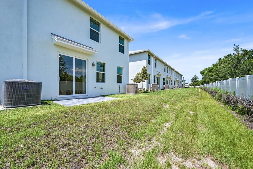 BRAND NEW Sandpiper Model! Move in today and enjoy quick closing - photo 33