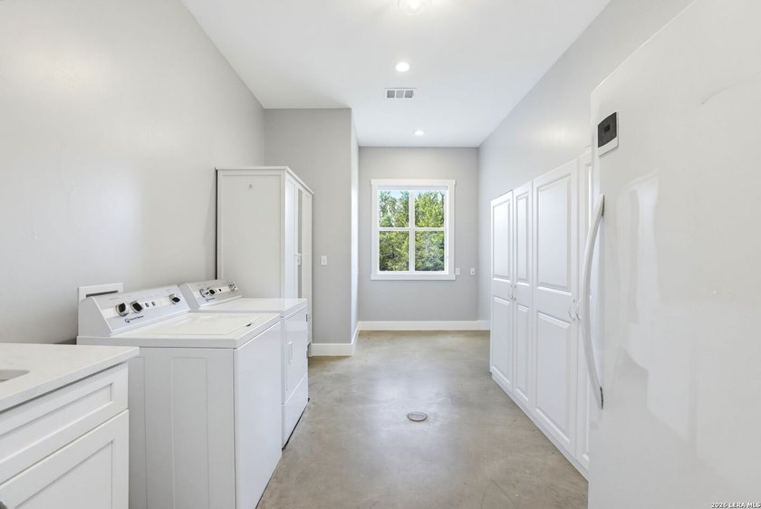 Your Hill Country Haven! Situated on 7.42 Acres of Countryside - photo 35