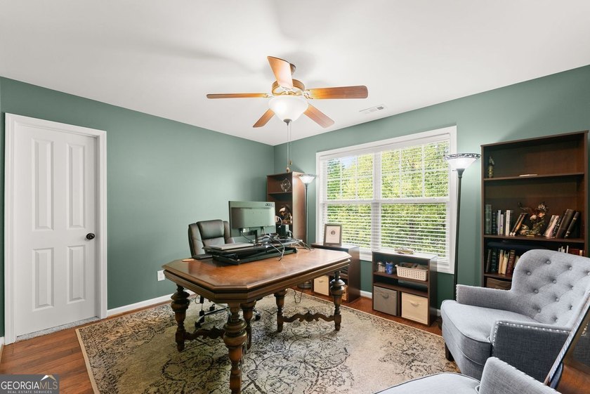 Beautiful home located in Dawsonville offering a prime location - photo 27