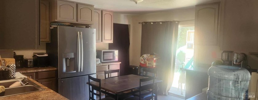 Great investment opportunity or ideal starter home in a highly - photo 11