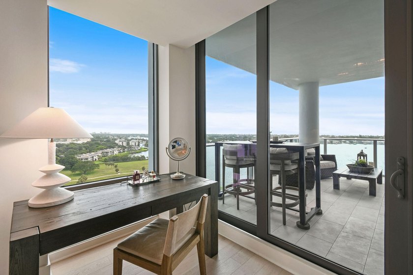 On the 16th floor of Water Club, this impeccably maintained - photo 13