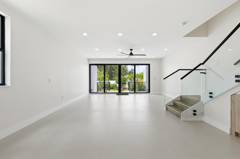 Introducing a newly built 3-bedroom, 3.5-bath luxury townhome in - photo 14