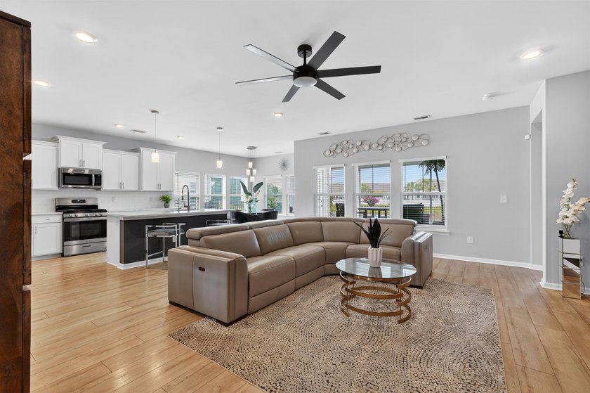 Welcome to 3045 Sistine St. in the desirable Bella Vita - photo 21