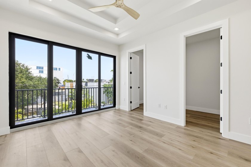 Introducing a newly built 3-bedroom, 3.5-bath luxury townhome in - photo 21