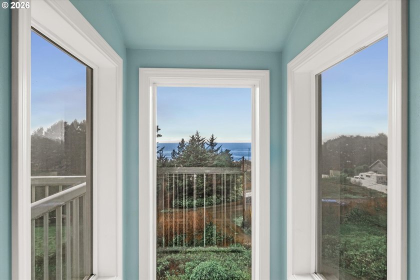 Experience breathtaking ocean views from both levels. Furnished - photo 28