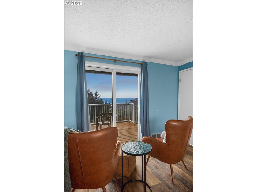 Experience breathtaking ocean views from both levels. Furnished - photo 31