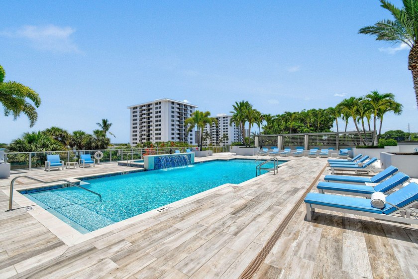 On the 16th floor of Water Club, this impeccably maintained - photo 46