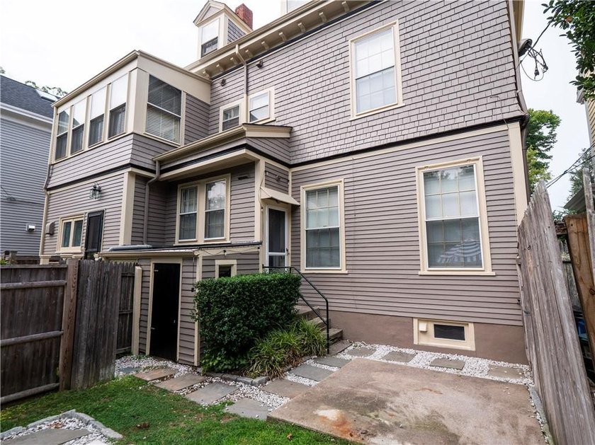 Tucked off Kay St, this side by side two family home is a - photo 45