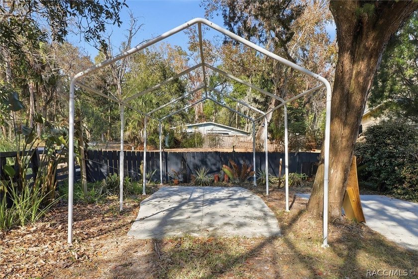Fantastic  Opportunity! Price Improvement! Welcome home to your - photo 36