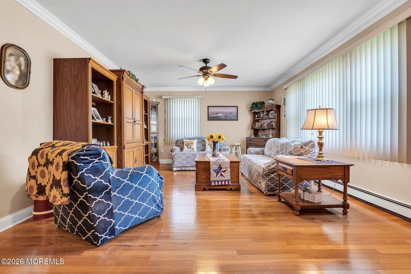 Move right into this well-maintained 2-bedroom, 2-bath home in - photo 10