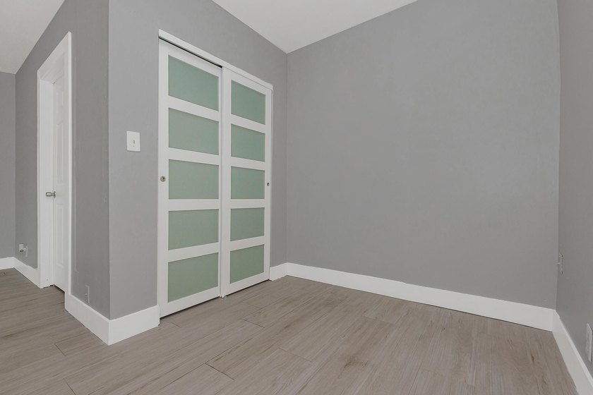 Discover this charming 3-bedroom, 2-bathroom single-family - photo 31