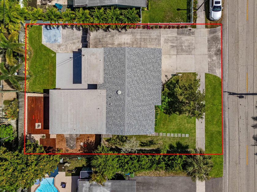 Discover this charming 3-bedroom, 2-bathroom single-family - photo 46