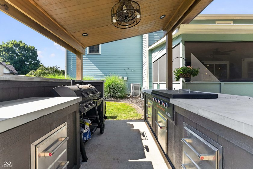 You won't want to miss this completely updated 4 bedroom 2.5 - photo 47