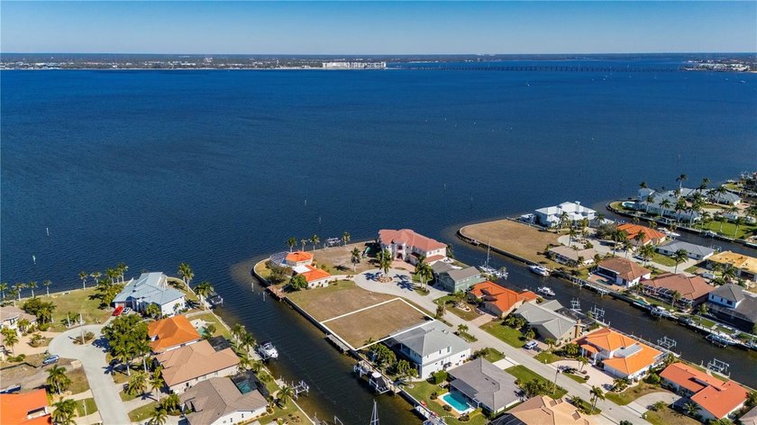 Sailboat Waterfront Lot, just two lots in from Charlotte Harbor - photo 7