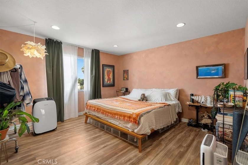 Welcome to 1509 Stanley Ave, Unit 304-a beautifully renovated - photo 11