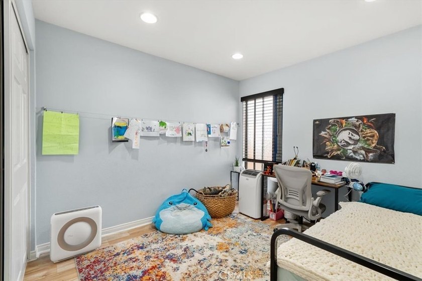 Welcome to 1509 Stanley Ave, Unit 304-a beautifully renovated - photo 18