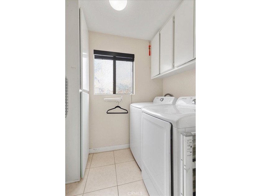 Welcome to 1509 Stanley Ave, Unit 304-a beautifully renovated - photo 19