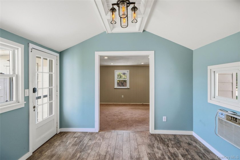 Welcome to this charming 3-bedroom, 1-bath home offering comfort - photo 17