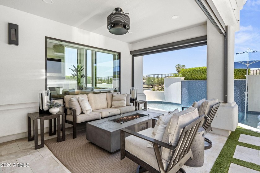 Rare opportunity in guard-gated Scottsdale Country Club, one of - photo 27