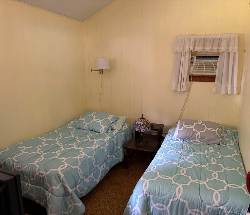 Charming 3-bedroom, 1-bathroom ranch perfectly situated on a - photo 5