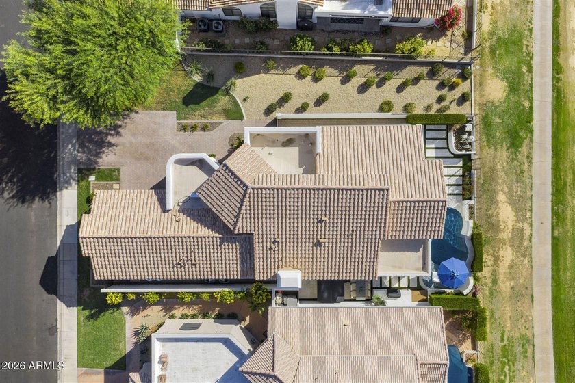 Rare opportunity in guard-gated Scottsdale Country Club, one of - photo 36