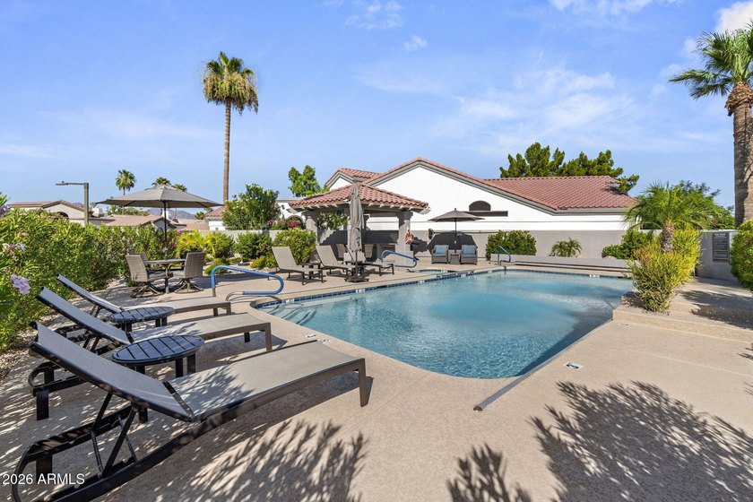 Rare opportunity in guard-gated Scottsdale Country Club, one of - photo 40
