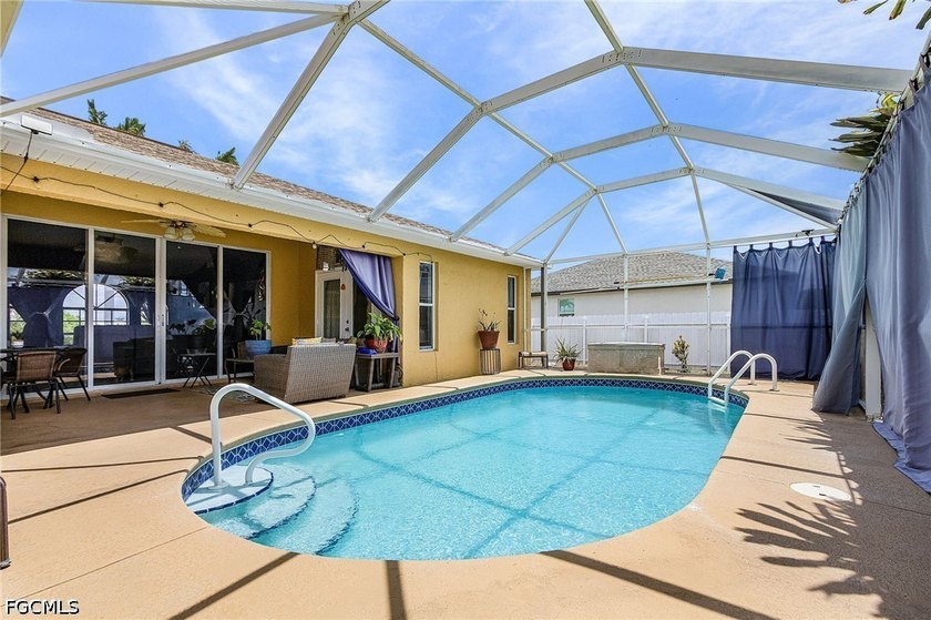 WOW! Pool home sitting on almost half an acre in a NO FLOOD ZONE - photo 3
