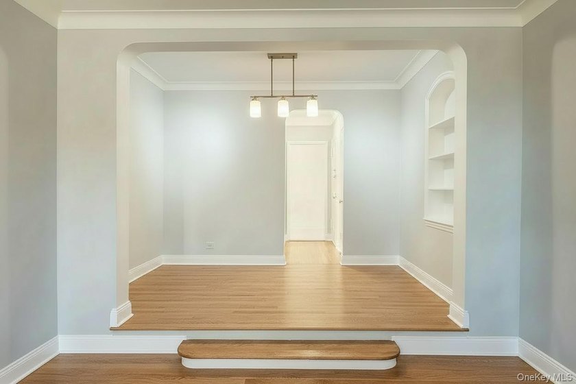 Welcome to this beautifully renovated, sun-filled corner - photo 9