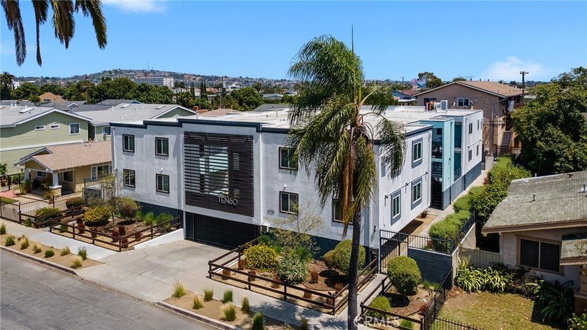 PROPERTY OVERVIEW - 1980'S CONSTRUCTION. Built in 1985, Ten60 - photo 4