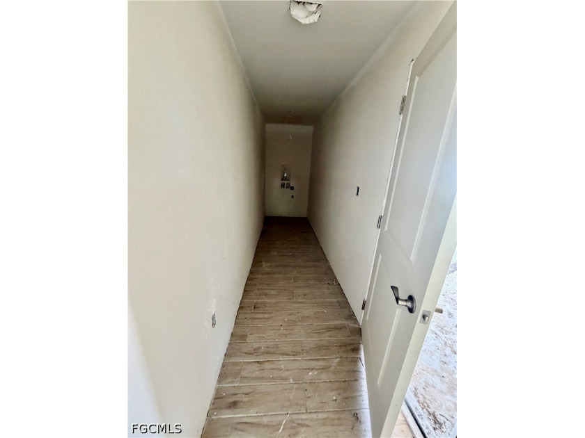 OPPORTUNITY AWAITS! This Verona model is approximately 75% - photo 8