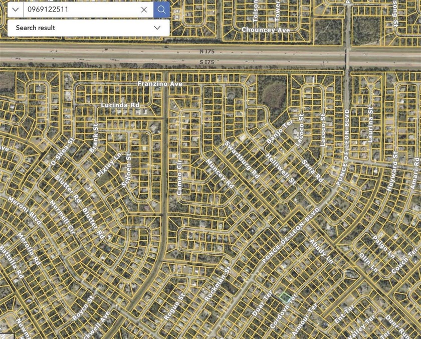 Opportunity to build or invest on this Extra Large 1/4-acre - photo 4
