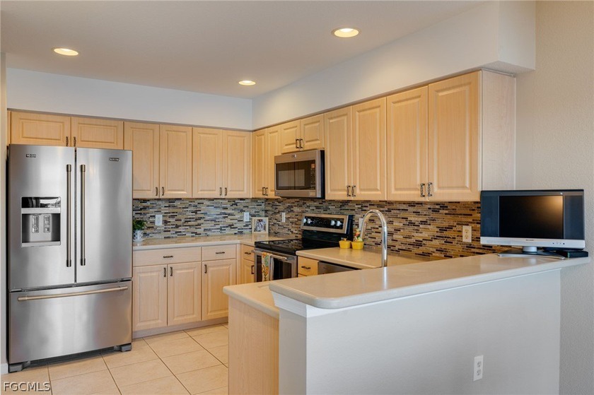 Live like royalty with lake views at sunrises, championship golf - photo 11