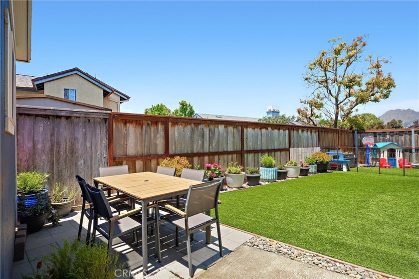 833 Escuela Ct - photo 18
