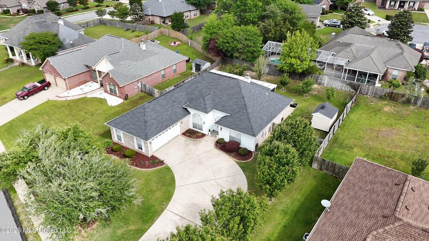 This 4 bedroom 2 1/2 bath is located in the Highly Sought after - photo 31