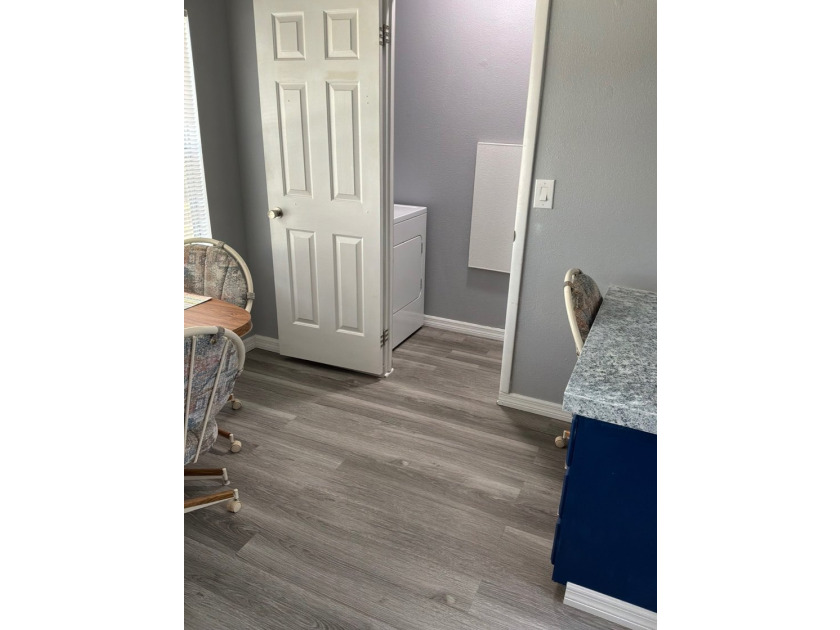 Spacious Home in Active 55+ Community (40+ Allowed) - Move-In - photo 11