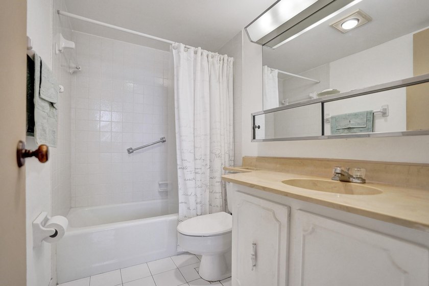 Discover an exceptional value in Seagate of Gulfstream, an - photo 11