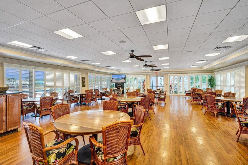 Discover an exceptional value in Seagate of Gulfstream, an - photo 15
