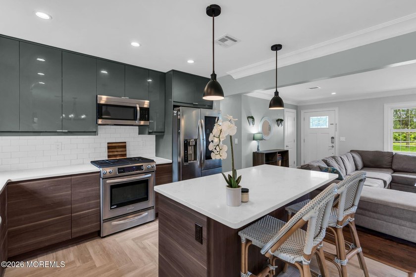 Move right in and start enjoying everything this beautifully - photo 10