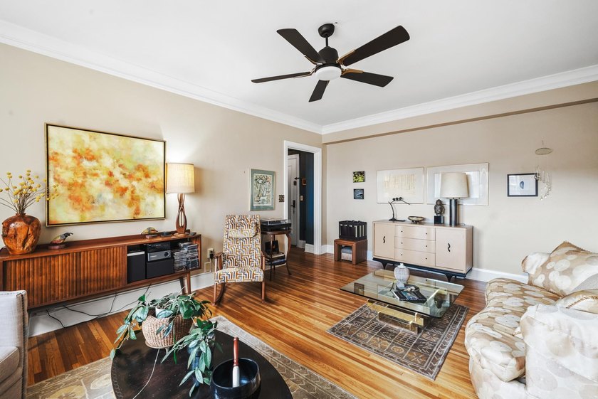 Step inside one of Minneapolis' most exclusive New York-style - photo 5