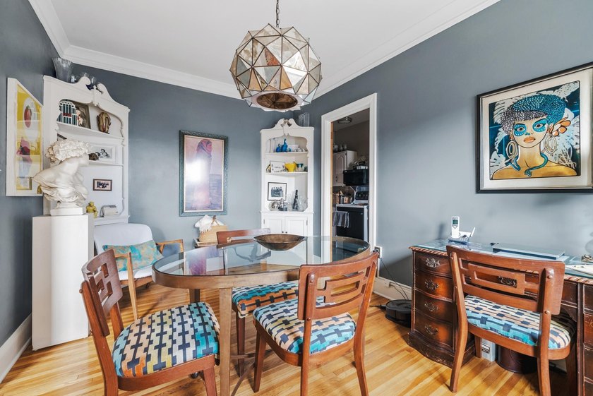 Step inside one of Minneapolis' most exclusive New York-style - photo 10