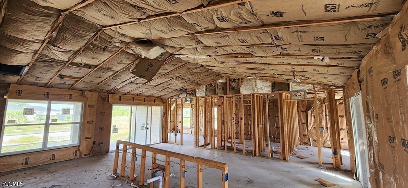 Investor special with substantial upside potential. This - photo 3