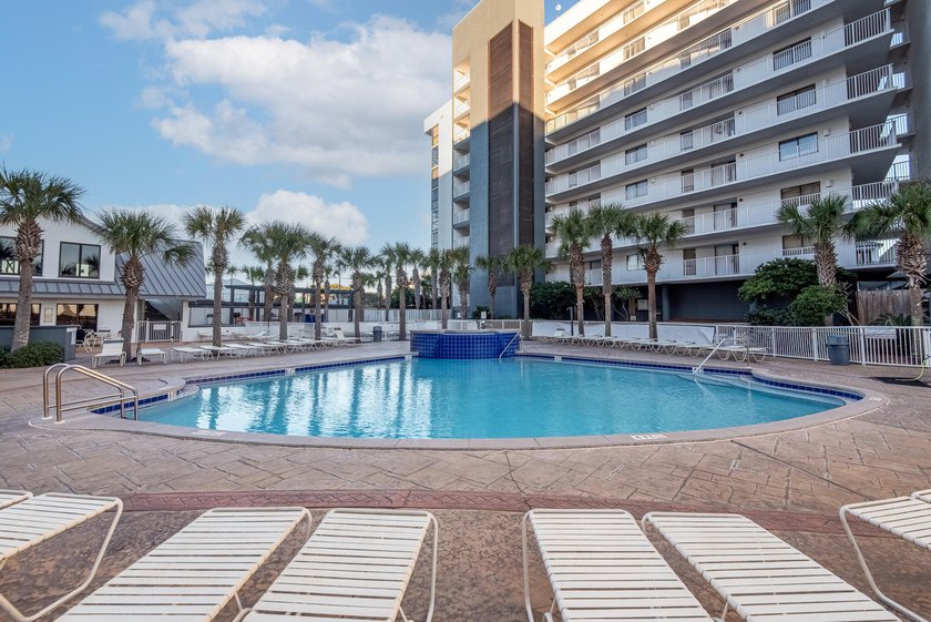 Buyer incentive of $5000!!!Welcome to this 2/2 turn key ready - photo 35