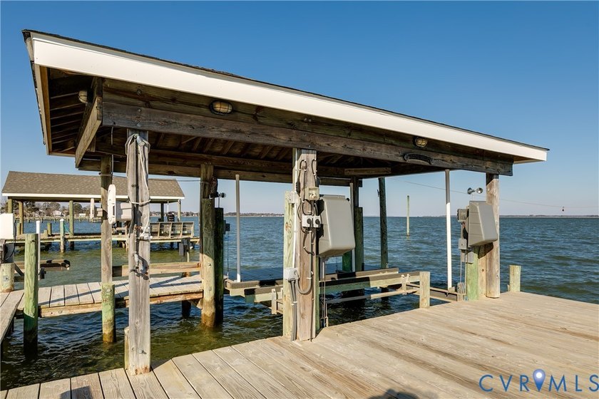 River mornings, sunset evenings, and effortless waterfront - photo 39