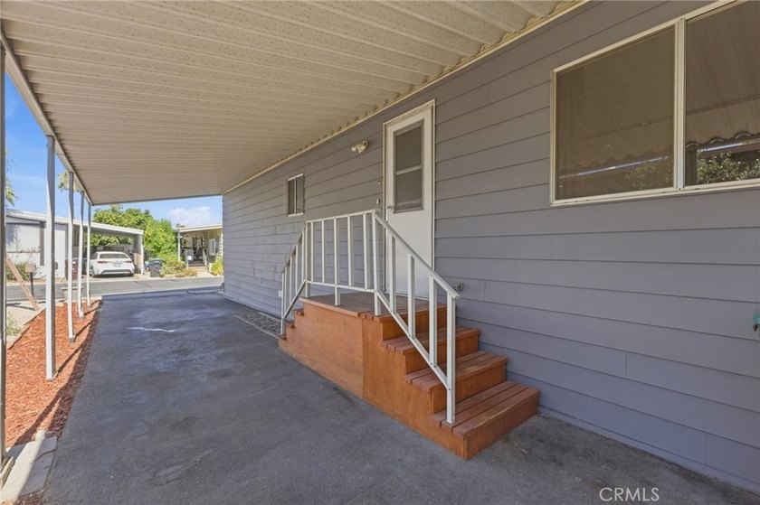 Welcome to comfortable, resort-style living in the 55+ Arroyo - photo 15