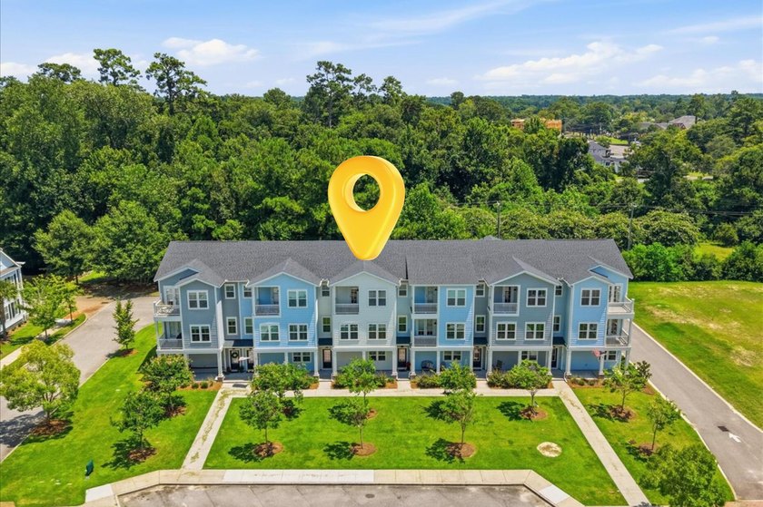 Luxury living meets walkable Lowcountry charm in this stunning - photo 3